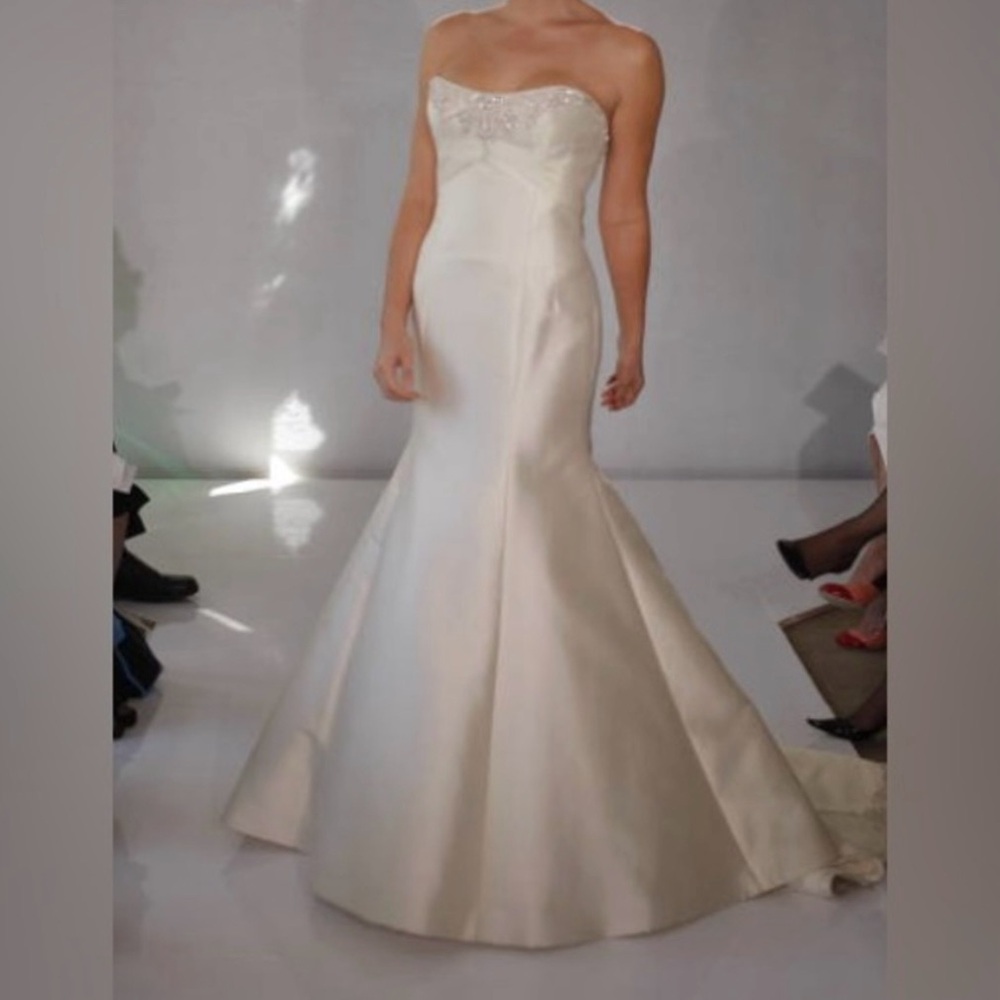 RIVINI Gown + Veil by Erin Cole - Picture 12 of 12